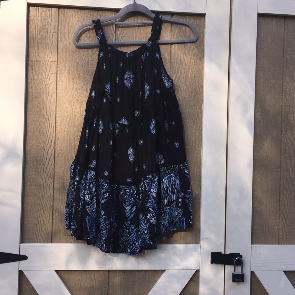 A Intimately Free People Black combo Sleeveless.